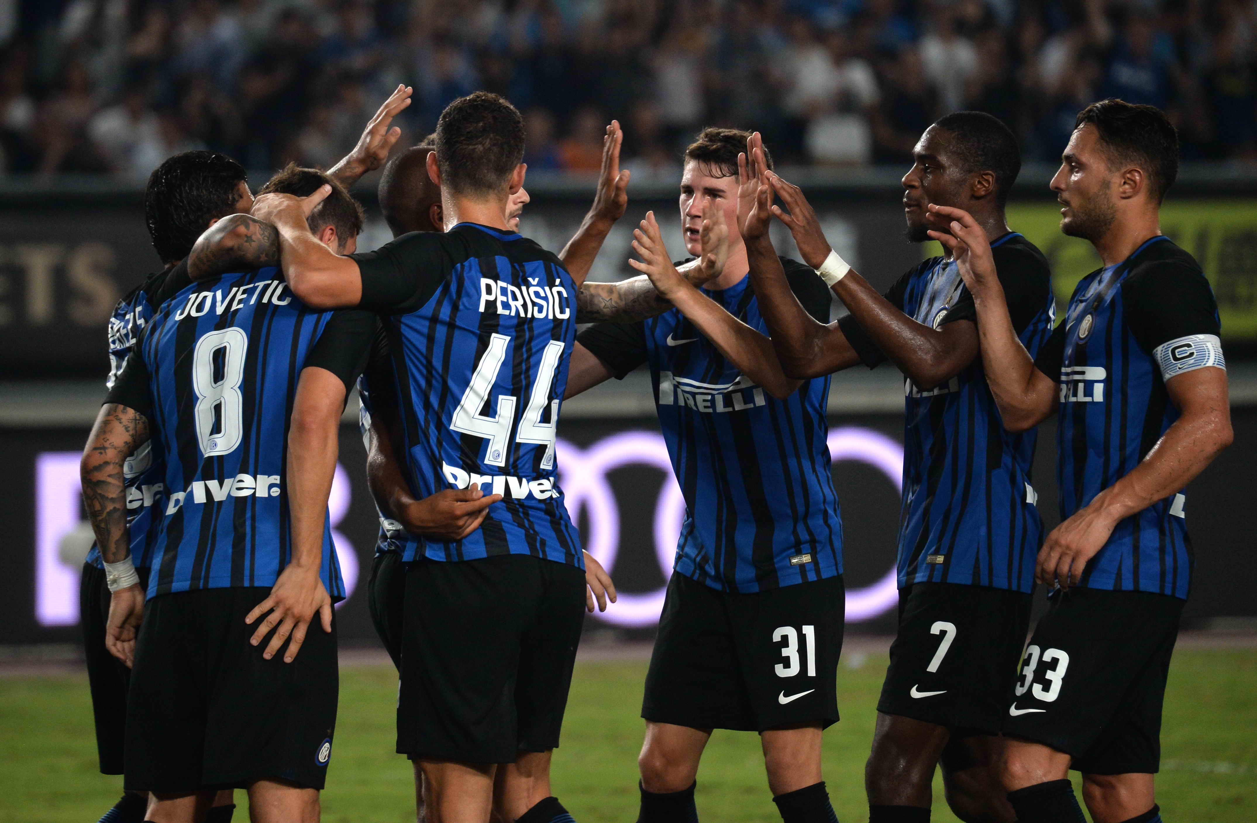 堕落之主2暗黑女巫盔甲 性感美腿充满力量感