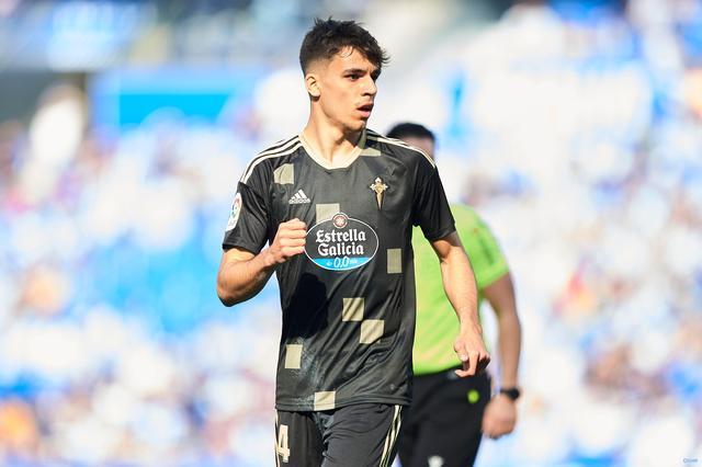 巴萨球迷在进决赛前高喊梅西的名字！巴萨进决赛！请神成功！