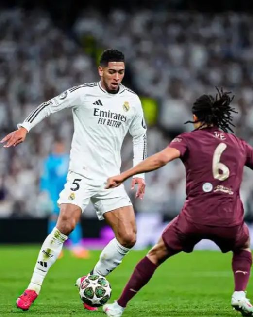 AG、KSG赛前预测：刺痛瓶子等15人支持红队，仅YTG落幕一人力挺