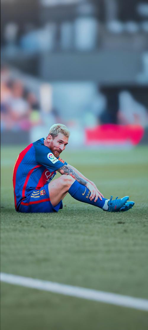 [德甲]迪亚斯双响凯恩破门 拜仁3-0法兰克福